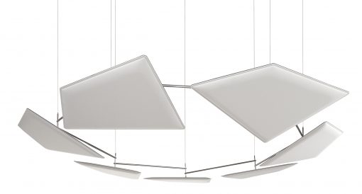 Panneaux acoustiques design en forme géométrique suspendus au plafond au dessus dun bureau - osmoz-mobilier.com