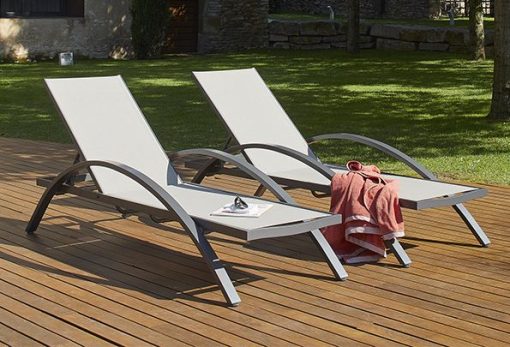 chaise longue - des chaises longues - une chaise longue - la chaise longue - chase longue - jardin - osmoz mobilier & aménagement de bureau